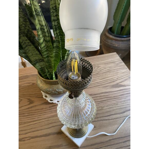 Vintage Midcentury Marble And Glass Lamp Hurricane Shade Brass Table Lamp - Picture 5 of 10